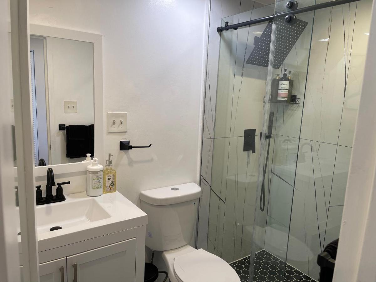 דירות Cozy Penthouse Atlanta,Ga מראה חיצוני תמונה